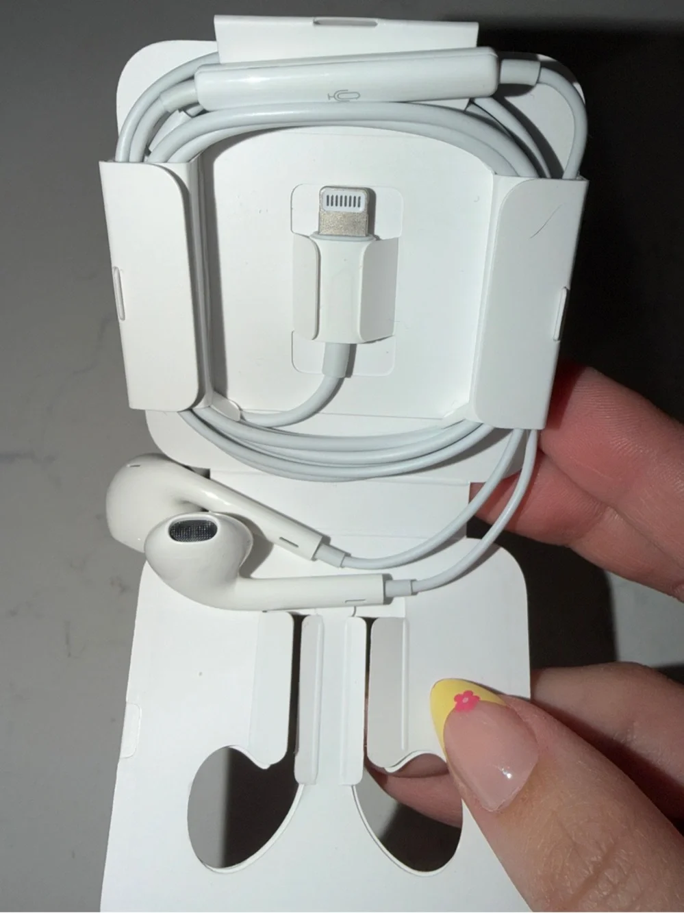 Apple White Wired Earbuds